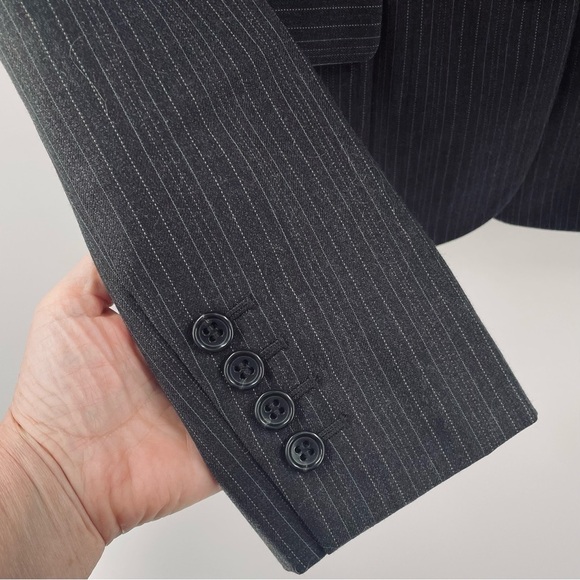 Ann Taylor Classic Charcoal Pinstripe Pocketed Button Front Cuff Blazer Office - Picture 3 of 8